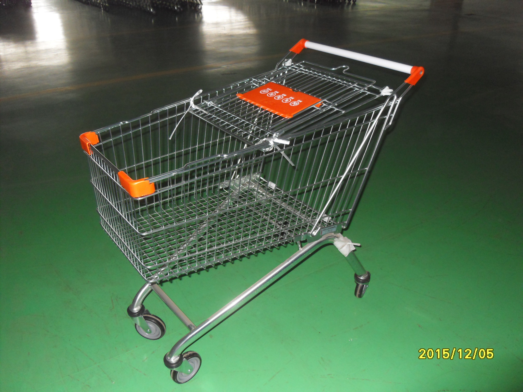 150 L European Style Shopping Trolley Carts Anti Theft For Supermarket