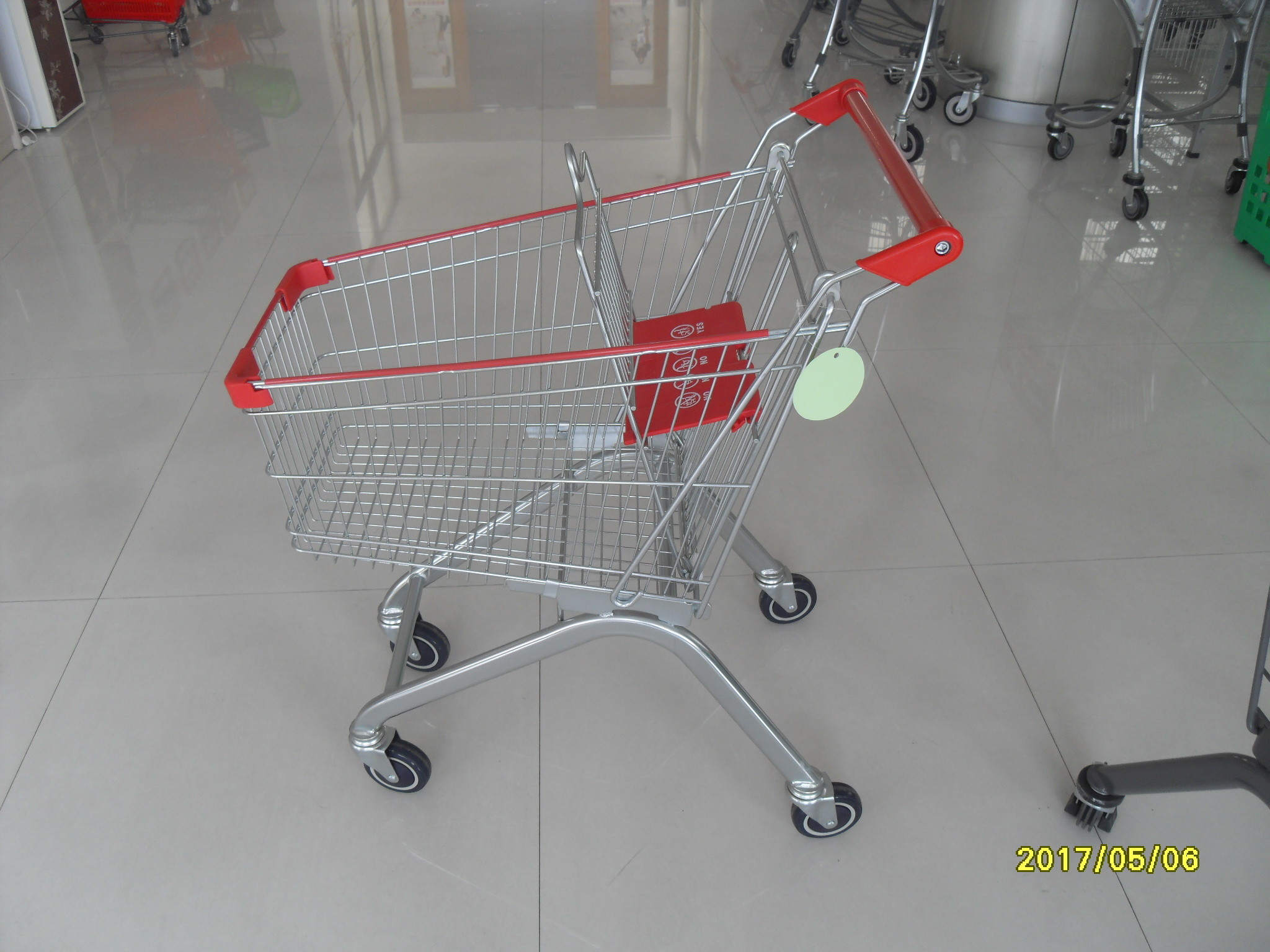Zinc Plating Steel Supermarket Shopping Carts 60L With 4 Swivel PU Casters