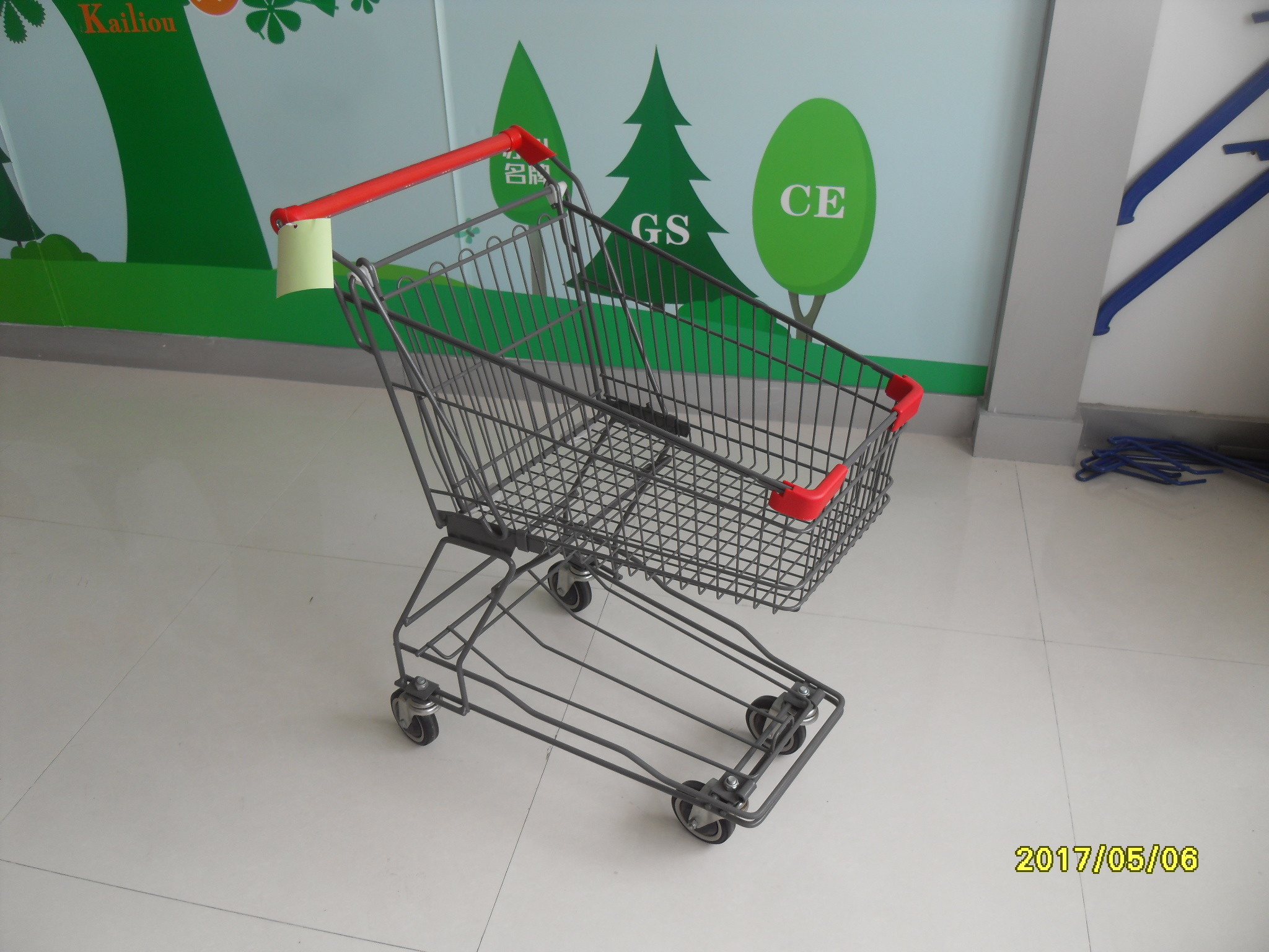 45L Supermarket Wire Shopping Trolley / Metal Shopping Cart With Front